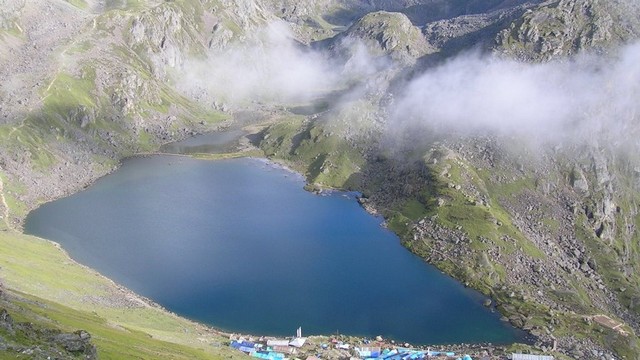 Langtang Gosaikunda Trek